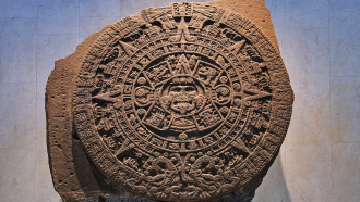 Aztec_calendar_stone_in_National_Museum_of_Anthropology_Mexico_City