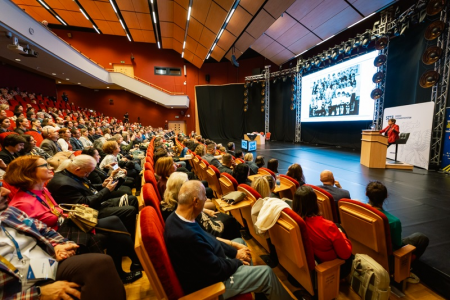 eloadas_tik_20251114_kariko___katalin_szegeden_w_2711 eloadas_tik_20251114_kariko___katalin_szegeden_w_2711