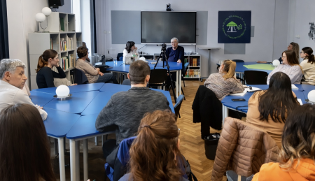 EF67F7B8-AE77-4DC9-BC48-BB7796109D67_1_201_a EF67F7B8-AE77-4DC9-BC48-BB7796109D67_1_201_a